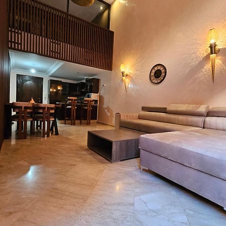 Charmant Duplex Au Coeur De Gueliz, Quartier Haut De Gamme De Marrakech Маракеш Екстериор снимка