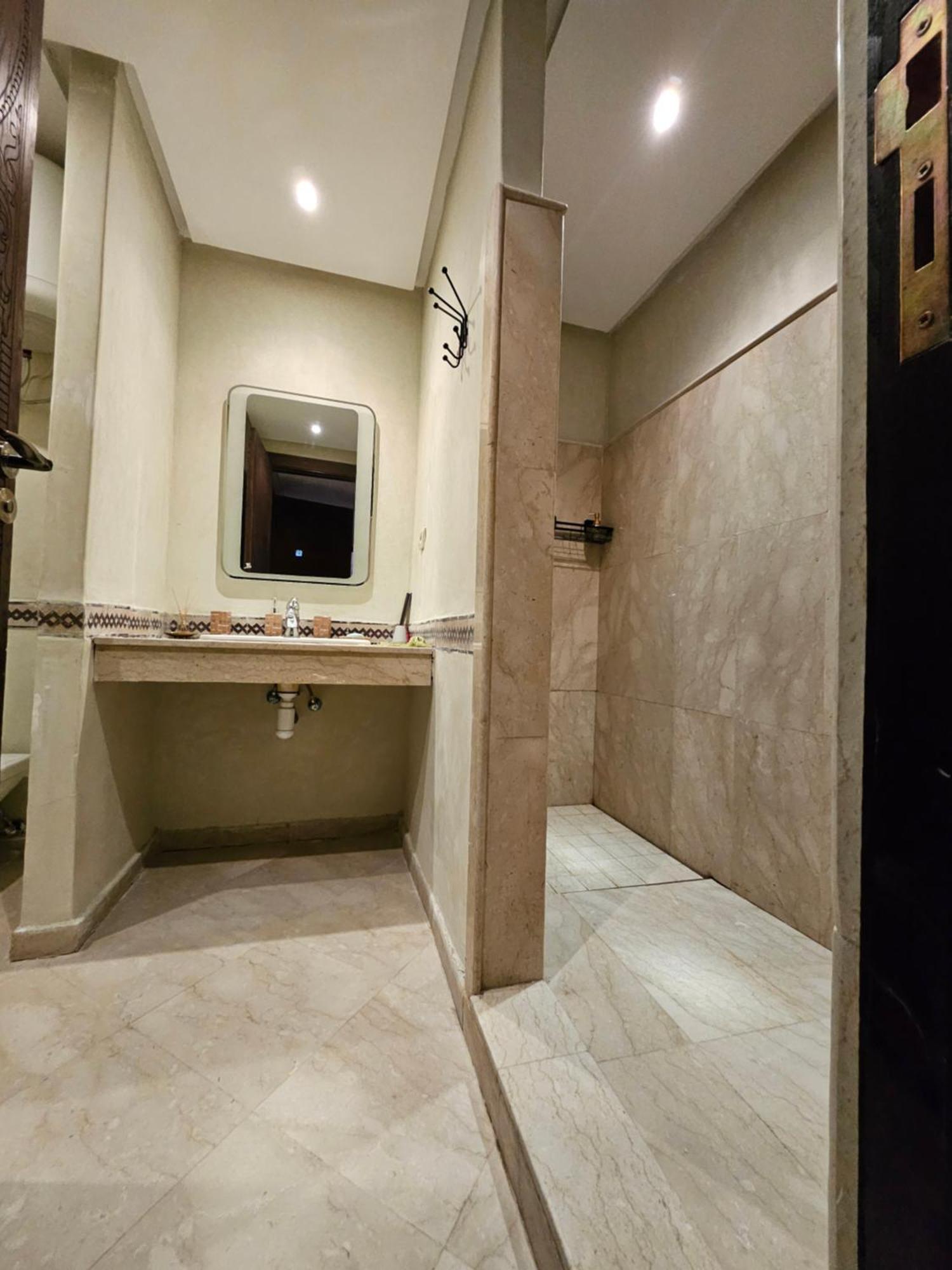 Charmant Duplex Au Coeur De Gueliz, Quartier Haut De Gamme De Marrakech Маракеш Екстериор снимка